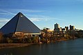 Y Pyramid Arena ayns Memphis, Tennessee