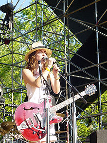 Feist performing at the Olympic Island Festival, 2006