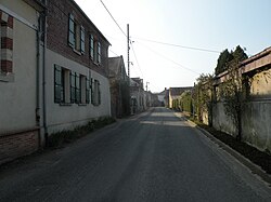 Skyline of Montreuil-sur-Thérain