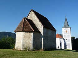 Gradišče, rimokatolička crkva "Marija sedem žalosti" i kapela "Sv. Ana"