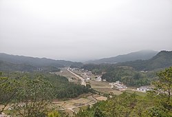 仁居鎮上遠村付近の景色