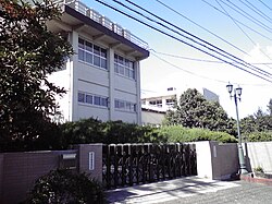 伊勢学園高等学校