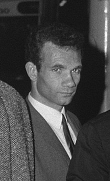 Paul Reaney 1969.jpg