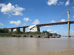 Pont d'Aquitaine à Bordeaux.