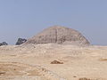 Pyramide d'Amenemhat III à Hawara dans l'oasis du Fayoum