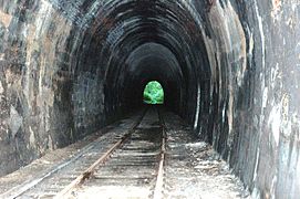 Blick aus dem Heilbronner Lerchenbergtunnel nach Osten (2006)