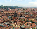 Blick uf San Petronio, d Piazza Maggiore und dr Palazzo d'Accursio