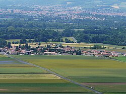 Skyline of Varennes-sur-Usson