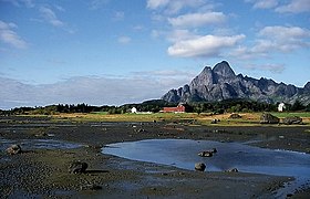 Panorama du Vågakall près de Kabelvåg, sur Austvågøya.