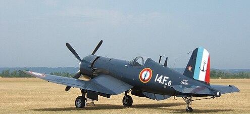 Corsair F4U-5NL Bu#124541 argentin modifié au standard F4U-7, lors du meeting aérien d'Ambérieux en Bugey (01) (2006).