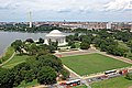 El Monumento a Jefferson Memorial mirando hacia el noreste