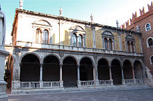 Loggia del Consiglio.jpg