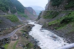 県内を流れる東河（青衣江の上流部）