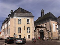 L’Hôtel-Dieu de la ville.