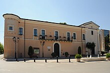 Veduta di palazzo valignani.jpg