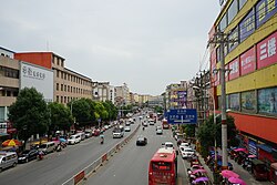 浠水县车站大道街景