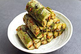 Oi-sobagi (bodring kimchi)