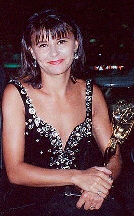 Tracey Ullman met haar American Comedy Award 1990