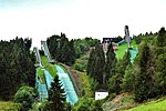 Plusieurs tremplins de saut à ski