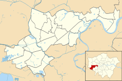 Mapa konturowa gminy Hounslow, u góry po prawej znajduje się punkt z opisem „Cmentarz Gunnersbury”