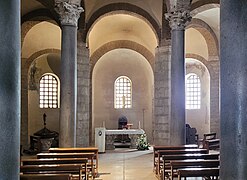 Intérieur de l'église.