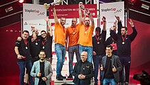 Firmen-Team-Sieger auf dem Podest