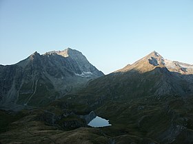 Vue du mont Avril, à droite.