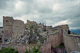 Oberschloss et chemin de ronde.