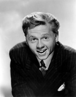 Mickey Rooney 1945-ben