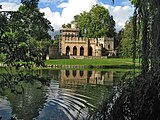 Mosburg mit Weiher