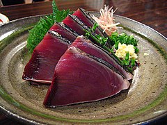 Katsuo no Tataki (ja) (tataki de bonite) au Japon