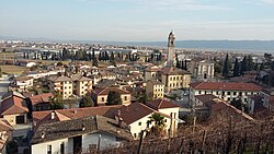 Panorama of Vidor from the Castle Hill