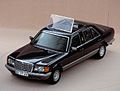 La Mercedes-Benz 500 SEL blindata del 1985.