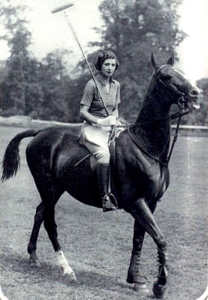 Batlivala at a polo match at Wilmer House, Ham Common, London (1935)[26]