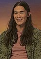 Booboo Stewart interprète Jay.