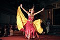 Spectacle de danse de Legong avec un orchestre de gamelan