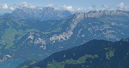 Churfirsten med Alpstein i bakgrunden.