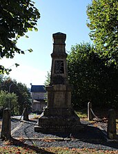 Le monument aux morts.