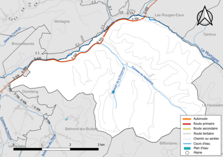 Carte en couleur présentant le réseau hydrographique de la commune