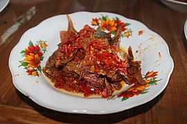 Bada (sejenis ikan) balado