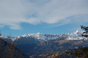 Gruppo di Brenta, immortalato al sorgere del sole, dal Monte Gazza. Dolomiti di Brenta dalla Valle dei Laghi (Trentino)