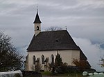 St. Johann mit Kirchplatz in Mellaun