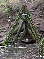 Jedes Jahr zu Ostern schmückt der Verein Lillinger Kapelle die Lillachqelle als Osterbrunnen