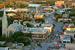 Aerial shot of Osborne St and River Ave