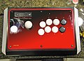 Mad Catz FightStick Tournament Edition (avec pièces détachées Sanwa)