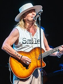 Zander performing with Cheap Trick in 2018