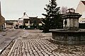 Fontaine principale, place du village.