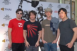 Hoobastank in 2006, v.l.n.r. Dan Estrin, Douglas Robb, Chris Hesse en Josh Moreau