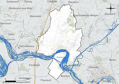 Carte en couleur présentant le réseau hydrographique de la commune