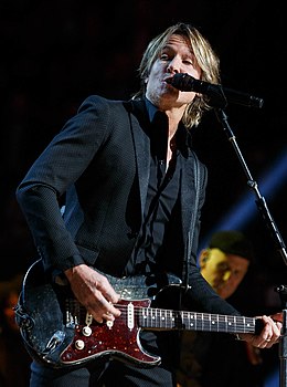 Keith Urban 2020.jpg